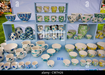 Töpfermarkt, bunte Keramik, Deutschland, Bayern, Diessen am Ammersee Stockfoto