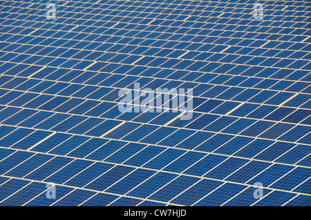 Solar-Panels der größten öffnen Raum Photovoltaik-Kraftwerks in NRW bis zum heutigen Tag in Troisdorf-Oberlar, Germany, North Rhine-Westphalia, Troisdorf Stockfoto