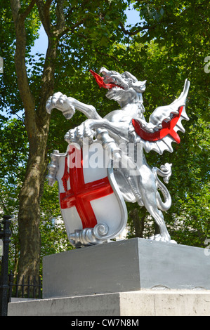 Drachen und Schild Statue, die die Grenze der City of London Stockfoto