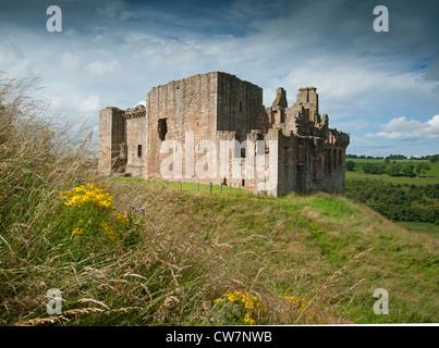 Crichton Burgruine, in einer ländlichen Gegend in Pathead. Gorebridge. Südöstlich von Edinburgh. Schottland.  SCO 8314 Stockfoto