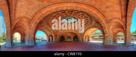 Penn Station ist eine historische Bahnhof an der Liberty Avenue in der Innenstadt von Pittsburgh, Pennsylvania, USA. Stockfoto