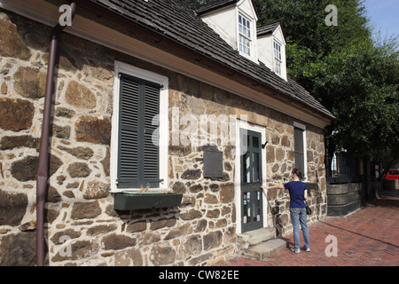 Historischen Poe Museum in Richmond, Virginia, USA. Das Gebäude ist das älteste Haus in Richmond. Stockfoto