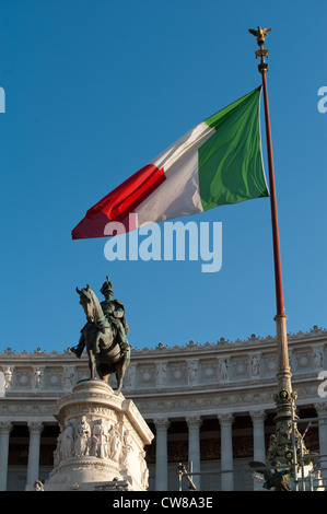 Das Victor-Emmanuel-Denkmal in der Piazza Venezia war der erste König Italiens gewidmet und wurde im Jahre 1911 fertiggestellt. Stockfoto