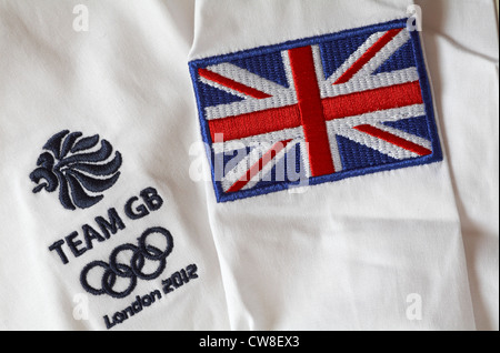 Team GB London 2012 Trikot mit olympischem Logo und Union Jack auf dem Ärmel, das den Olympiern für die Olympischen Spiele 2012 in London zur Verfügung gestellt wurde Stockfoto