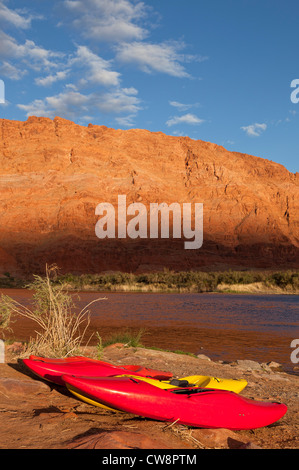 Kanus am Colorado River in Marble Canyon, Arizona USA Stockfoto