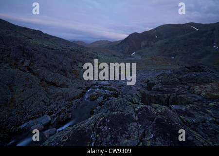 Weiße Nacht in polaren Ural Berge. Yugyd va-Nationalpark. Republik Komi. Russland. Stockfoto