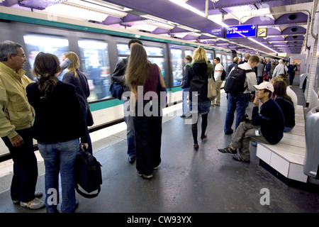 Paris, Reisen mit der U-Bahn Stockfoto