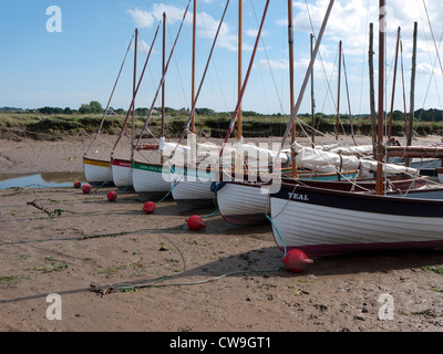 Segelboote am Morston Quay, North Norfolk, england Stockfoto