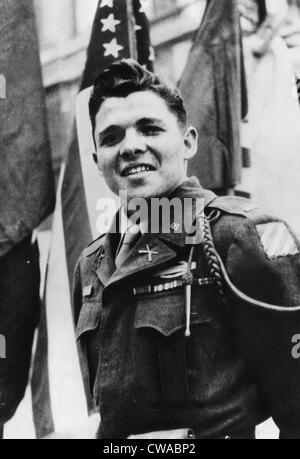 Audie Murphy (1924 – 1971), dekoriert am Kampf gegen US-Soldaten im zweiten Weltkrieg, Juni 1945. Höflichkeit: CSU Archive/Everett Stockfoto