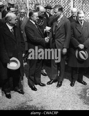 vordere Reihe, zweiter von links: Calvin Coolidge (US-Präsident 1923-1929), US-amerikanischer pilot Charles Lindbergh, Vizepräsident Stockfoto