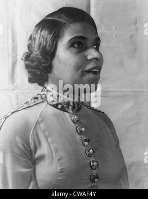 Marian Anderson (1897 – 1993), afroamerikanischen Altistin singen in 1940 Porträt von Carl Van Vechten. Stockfoto