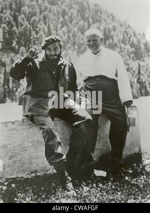 FIDEL CASTRO, kubanischer Ministerpräsident am See Ritsa im Kaukasus mit russischen Ministerpräsidenten Nikita Chruschtschow, nachdem die kubanische Stockfoto