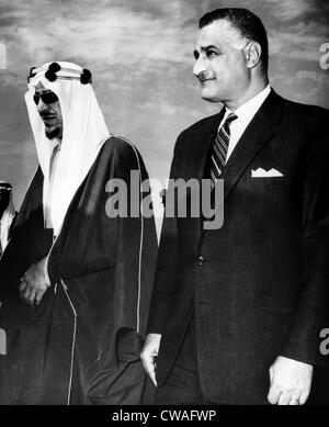 König Saud von Saudi-Arabien, Präsident der Vereinigten Arabischen Republik Gamal Abdel Nasser, treffen in Kairo, Ägypten, 1964... Höflichkeit: Stockfoto