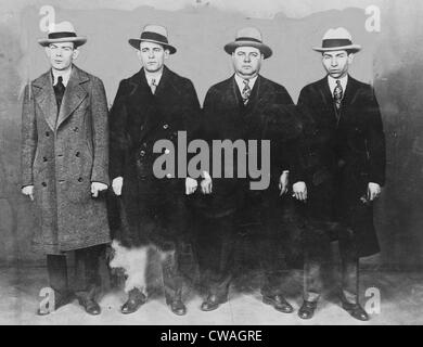 Gruppe von Gangstern in den 1920er Jahren. Von links nach rechts: Ed Diamond, Jack "Beine" Diamond, fetthaltige Walsh und Charles "Lucky" Luciano in die Stockfoto