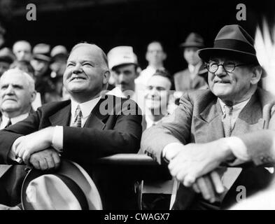 Ehemaligen Präsidenten Herbert Hoover und George B. Goetz, ehemalige Tresurer der das republikanische nationale Komitee wie sie besuchen die Stockfoto