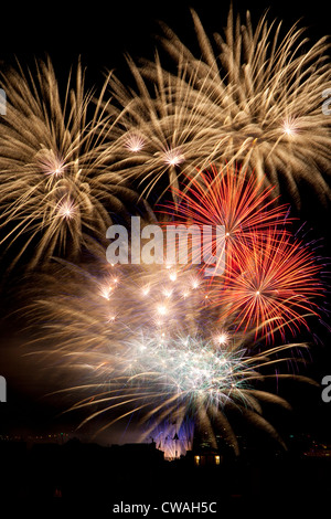 Feuerwerk, Freitag, Cowes, Woche, Cowes, Isle Of Wight, England, UK Stockfoto