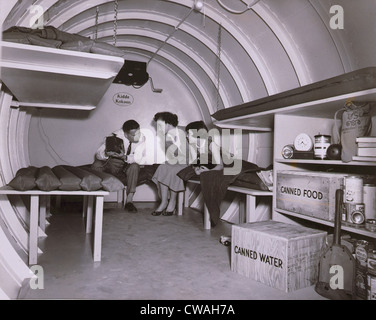 Innenraum eines unterirdischen atomaren Atombunker auf Long Island, New York 1955. Stockfoto