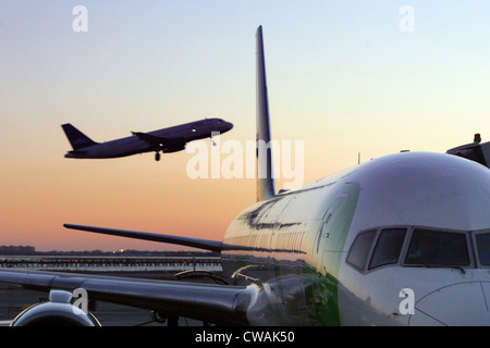 New York, Passagierflugzeuge auf dem JFK-Flughafen Stockfoto