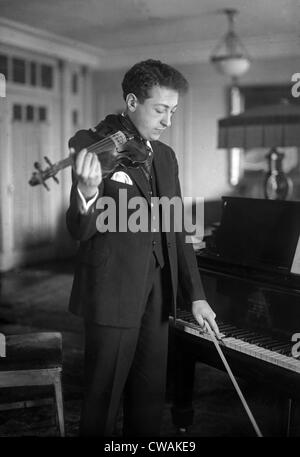 Jascha Heifetz (1901-1987), Litauen geborene amerikanische Geigenvirtuose in seiner frühen Karriere. Er verließ Russland 1917 und wurde Stockfoto