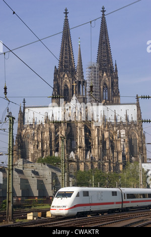Köln, mit Blick auf den Dom Stockfoto