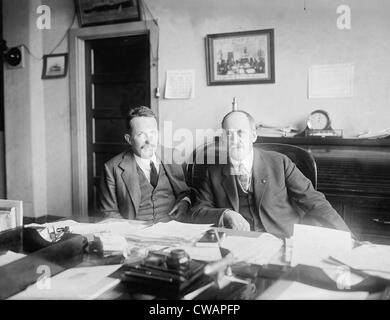 Kermit Roosevelt (1889 – 1943), Sohn des Präsidenten Theodore Roosevelt, mit E.C. Plummer bei shipping Board. Kermit lief Versand Stockfoto