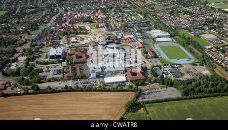 Luftaufnahme von Stoke Mandeville Hospital in Aylesbury, Buckinghamshire Stockfoto