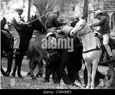 State Troopers & Possemen in Montgomery, AL, Demonstranten Stürmen 16.03.65. Höflichkeit: CSU Archive / Everett Collection Stockfoto