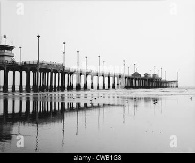 Szenen der Pacific Coast Highway in Main Street, Huntington Beach, Kalifornien, Los Angeles, Huntington Beach Municipal Pier, Stockfoto