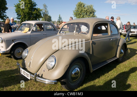Teilen Sie Fenster frühen Käfer Vw Volkswagen Völker Auto Oldtimer alt  Stockfotografie - Alamy
