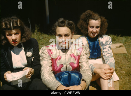 Frauen-Karneval-Performer, Originaltitel: 'Backstage bei der girlie Show an der Vermont State Fair', Rutland, Foto von Stockfoto