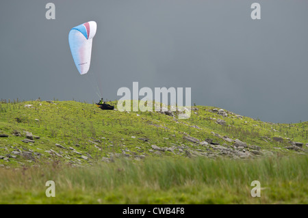 Paragliding in den Yorkshire Dales Stockfoto