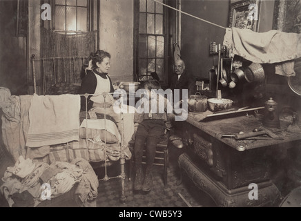 Kindesmissbrauch aus Beschriftung: "Jimmie Chinquanana, 11 Hamilton Street, In dunklen, inneren Raum seines Hauses im hinteren Teil ihrer Stockfoto