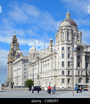 Die weltberühmte drei Grazien Bauwerke auf dem Molenkopf in Liverpool, England, UK Stockfoto