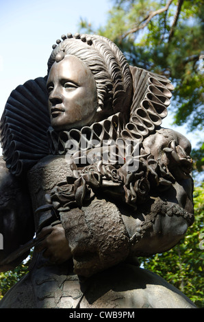 Queen Elizabeth ich Statue Porträts am elisabethanischen Gärten auf Roanoke Island, North Carolina Stockfoto