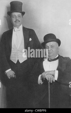 Sergei Pavlovich Diaghilev (1872-1929), das russische Ballett Impresario und seinem Manager, Alfred Salisburg. Diaghilev zog nach Paris Stockfoto