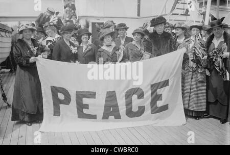 Jane Addams (1860-1935), humanitärer und sozialer Aktivist führen eine Friedensmission nach Europa im ersten Weltkrieg. Sie reiste mit Stockfoto