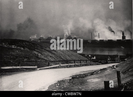 Donora, Pennsylvania, während der berüchtigten Smog Episode vom 26.-31. Oktober 1948. Die tödliche Umkehrung der verschmutzten Luft erhalten Stockfoto