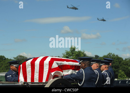 Beerdigung der US Air Force Captain David A. Wisniewski verstorbenen 2. Juli 2010 von Verletzungen erlitt bei einem Hubschrauberabsturz in Stockfoto