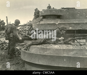 Weltkrieg II. US Army Rangers Capture französischen Küsten Gun Position. 1 Bataillon. Foto: US Army Signal Corps, die durch US-Staff Sgt. Philip Stern Stockfoto
