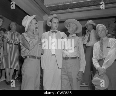 Kongressabgeordnete Lyndon Johnson Werbetätigkeit in Johnson City, Texas. 28. Juni 1941. Stockfoto