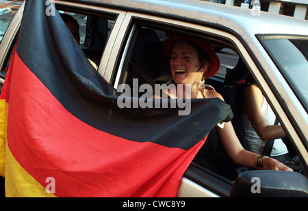 Berlin, Autokolonne deutschen Fußball-fans Stockfoto