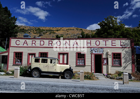 Das Cardrona Hotel, ein historisches Hotel in Cardrona an der Crown Range Road in den Crown Range Mountains, Otago, Neuseeland. Stockfoto