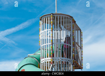 Jahrmarkt Rummelplatz Helter Skelter Folie Stockfoto