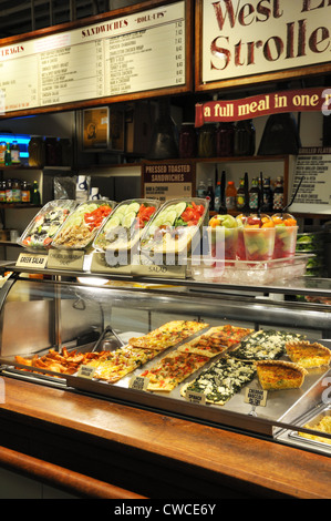 Quincy Market Food-Court in Boston, Massachusetts, Vereinigte Staaten Stockfoto