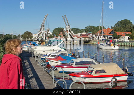 Zugbrücke, Wiek, Greifswald, Mecklenburg-West Pomerania, Deutschland Stockfoto