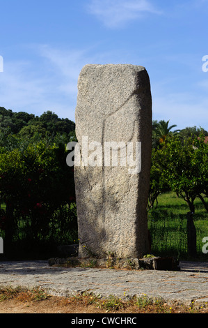 Prehistorc Ausgrabung von Filitosa, Menhir Filitosa V, Korsika, Frankreich Stockfoto