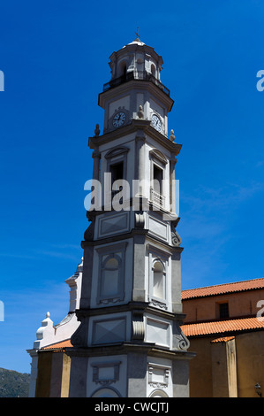 Barocke Kirche Eglise Saint-Blaise in Calenzana in der Balagne, Korsika, Frankreich Stockfoto