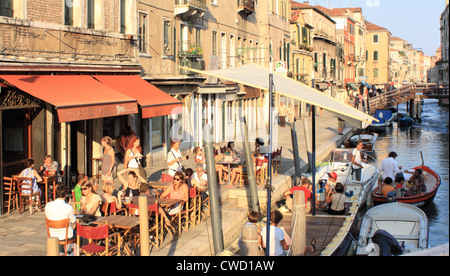 Restaurant Osteria Al Timon im Bereich Cannaregio von Venedig Stockfoto
