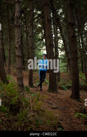 Triathlon-Weltmeister und Olympiasieger Alistair Brownlee in Otley Chevin, North Yorkshire, England. Stockfoto