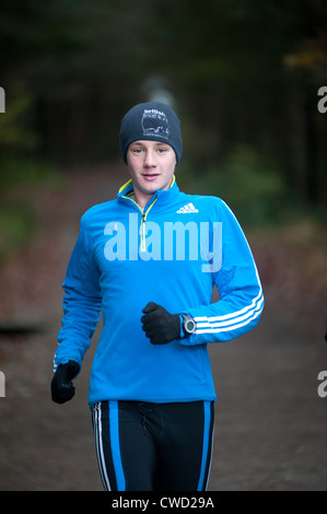 Triathlon-Weltmeister und Olympiasieger Alistair Browlnee. Stockfoto